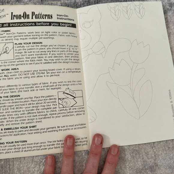 NIP Fashion Show Iron On Clothing Designs - PUPPIES AND KITTIES - Picture 3 of 5